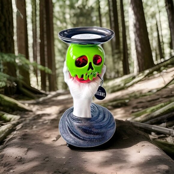 Bath & Body Works Other - Bath Body Works Disney Villain Poison Apple Skull Candle Holder 15" T Halloween